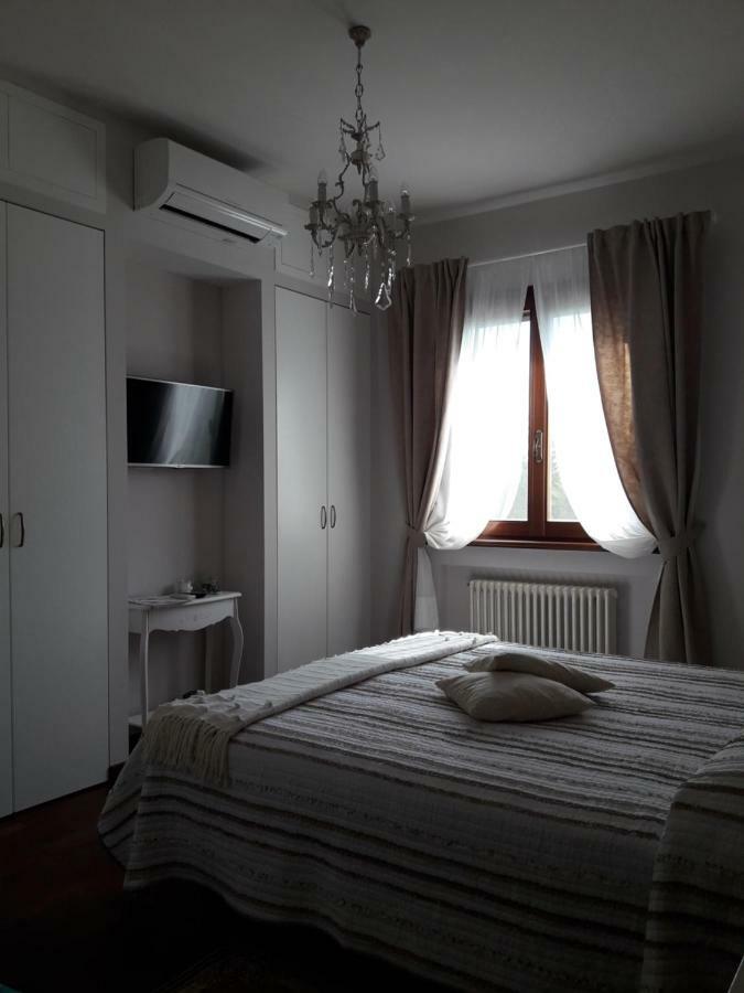 Bed and Breakfast Casavittorio Сан-Джованні-ін-Маріньяно Екстер'єр фото